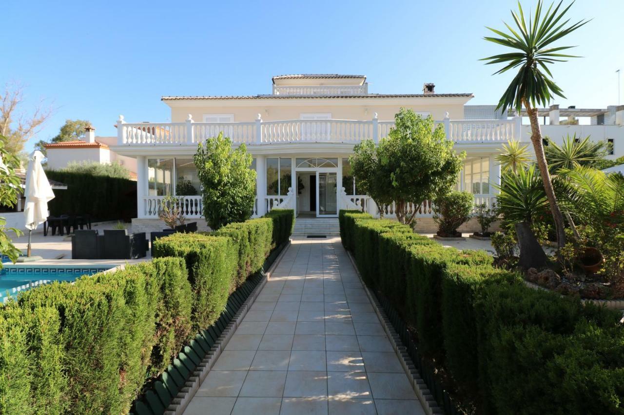 Villa De Lujo En Torremolinos Luaran gambar