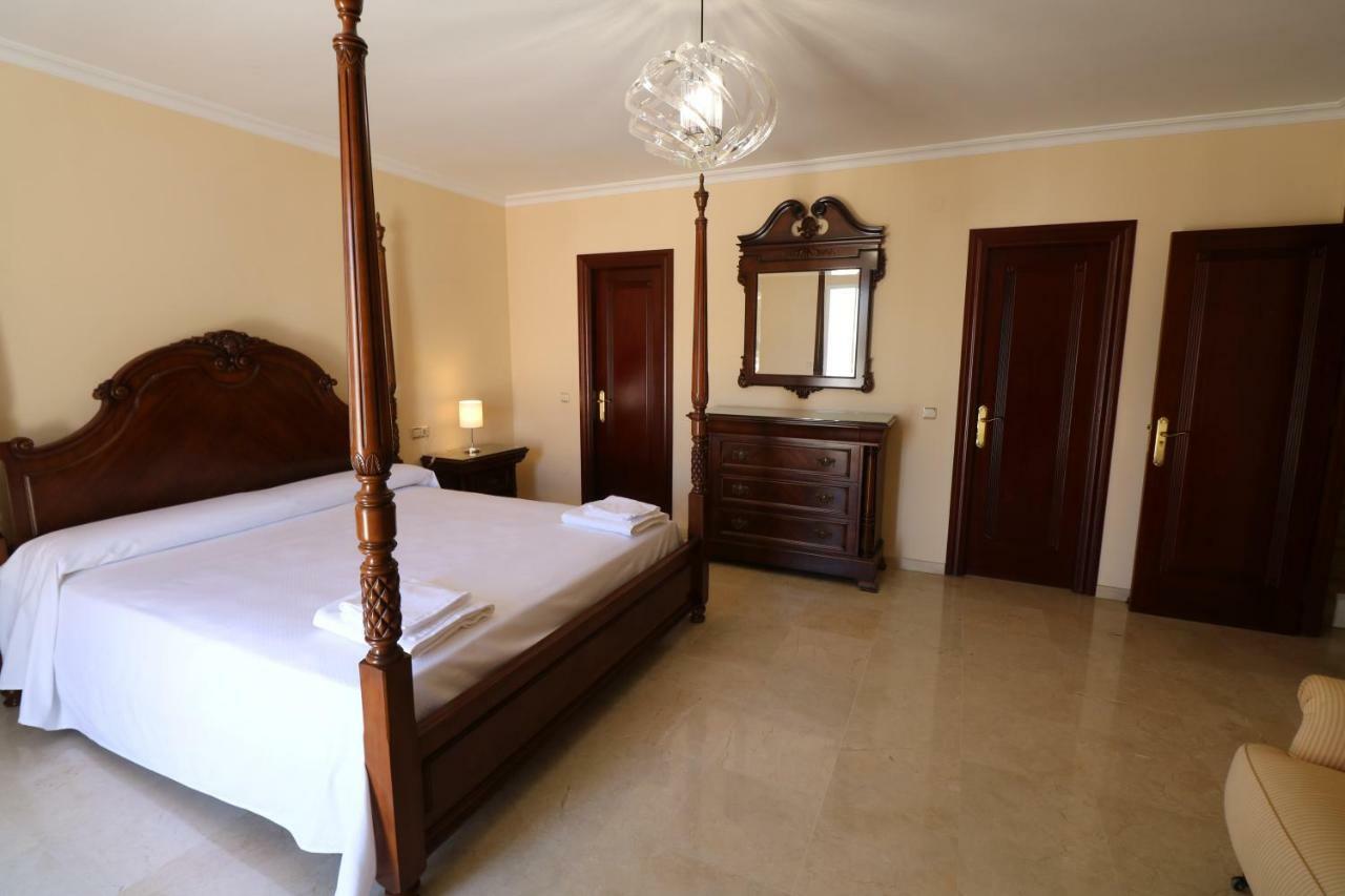 Villa De Lujo En Torremolinos Luaran gambar